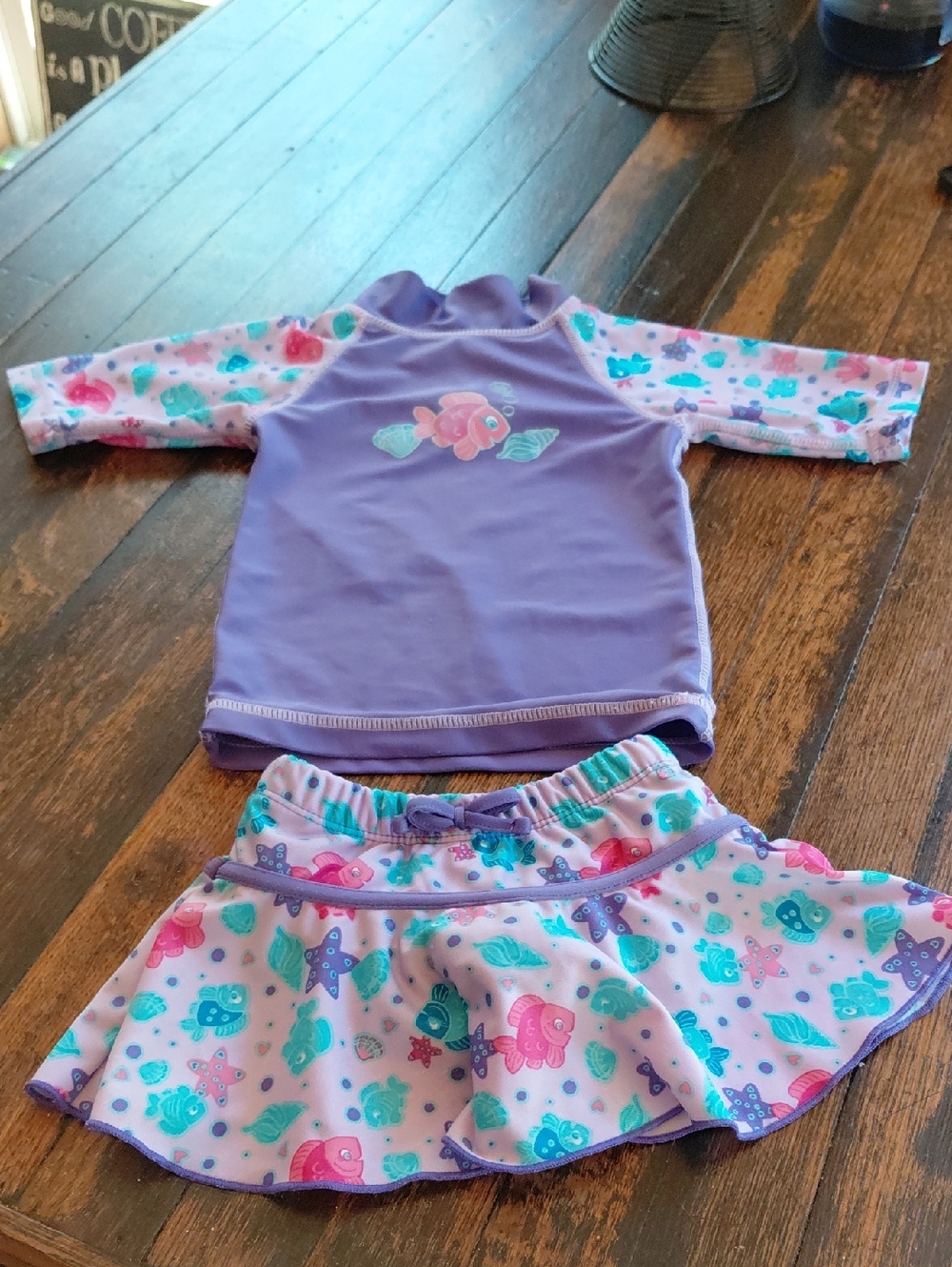 Girls' Purple & Pink Long-Sleeve Rashguard Set with Skirt